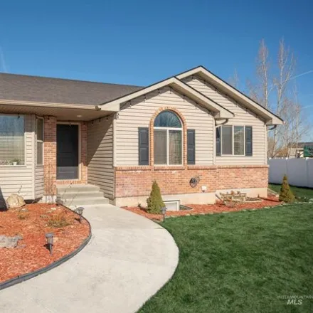 Image 4 - 2899 Sandy Circle, Bonneville County, ID 83401, USA - House for sale