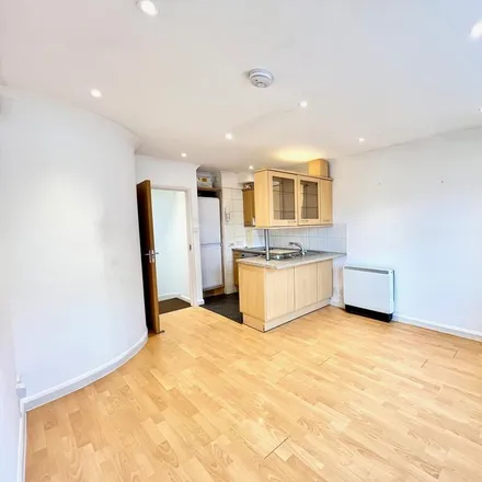 Rent this 1 bed apartment on Lloyds Bank in 277 Kentish Town Road, London