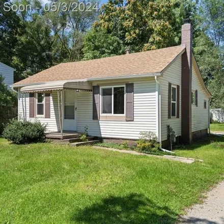 Rent this 2 bed house on 30885 Prospect in Macomb County, MI 48048