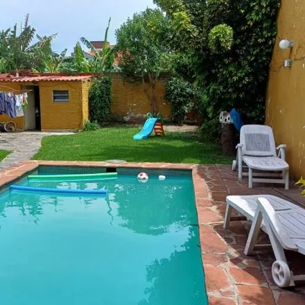 Buy this 4 bed house on Diego Palma 1471 in Las Casitas, 1642 San Isidro