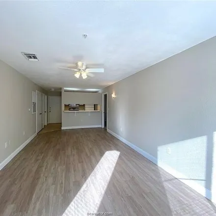 Image 2 - 527 Sw Pkwy Unit 101, College Station, Texas, 77840 - Condo for rent