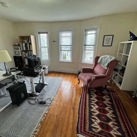 Image 6 - 82 Prichard Avenue, Somerville, MA 02144, USA - Apartment for rent