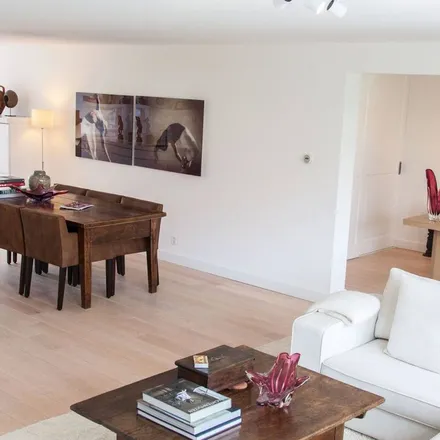Rent this 3 bed apartment on Rapenburgerstraat in 1011 ML Amsterdam, Netherlands