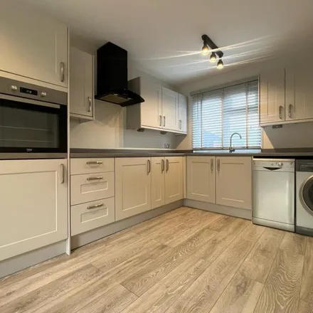 Image 1 - Himbleton Close, Redditch, B98 7LT, United Kingdom - Apartment for rent