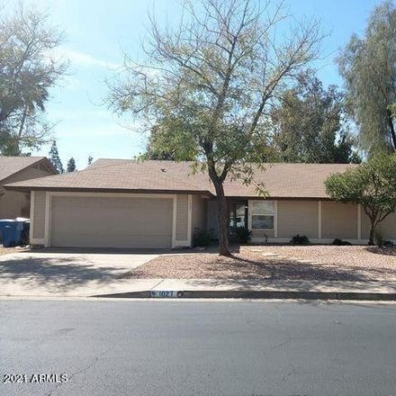 Rent this 3 bed house on 1027 East Inca Street in Mesa, AZ 85203