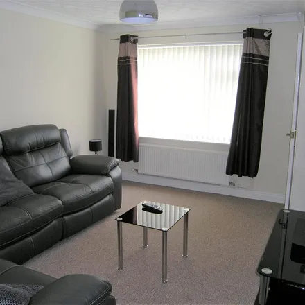 Image 2 - Rosevean Close, Bridgwater, TA6 4EU, United Kingdom - Duplex for rent