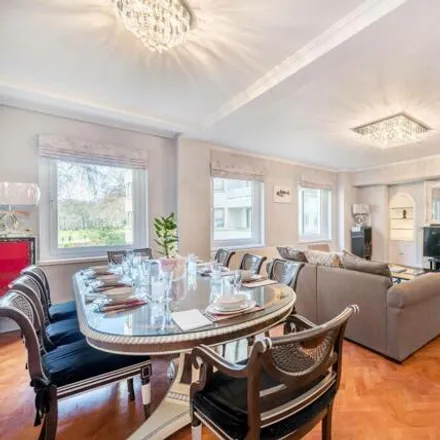 Buy this 3 bed apartment on The Green Park in Little St. James's Street, London