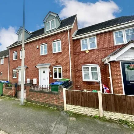 Buy this 4 bed townhouse on Meeting Street in Wednesbury, WS10 7PU