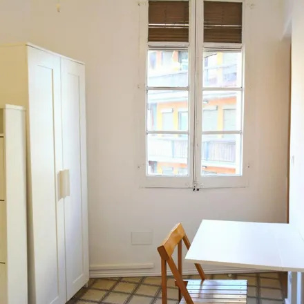 Rent this 4 bed apartment on Quickgold in Carrer de la Creu Coberta, 08001 Barcelona