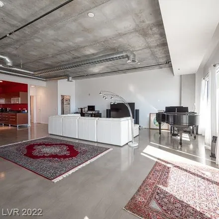 Image 7 - 500 Hoover Avenue, Las Vegas, NV 89101, USA - Loft for sale