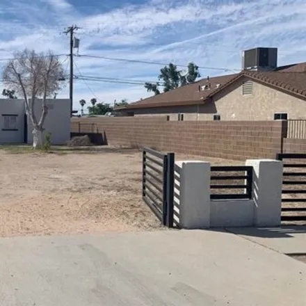 Rent this 3 bed house on 2064 South Walnut Avenue in Yuma, AZ 85364