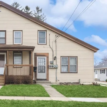 Buy this studio house on 318 William Street in Mayville, WI 53050