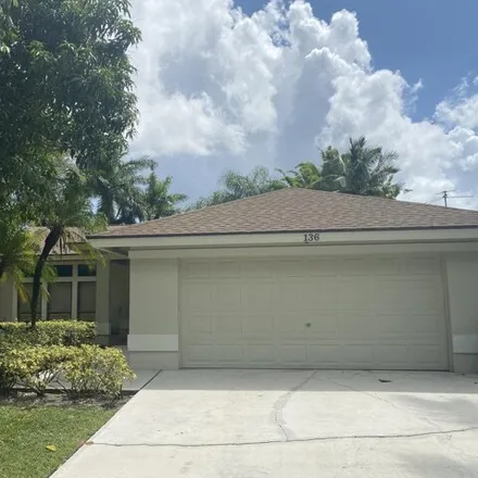 Image 1 - 135 Park Road North, Royal Palm Beach, Palm Beach County, FL 33411, USA - House for rent