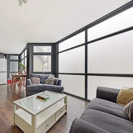 Rent this 2 bed apartment on 3 Gunthorpe Street in Spitalfields, London
