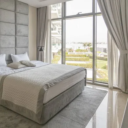 Rent this studio apartment on The8 - Palm Jumeirah