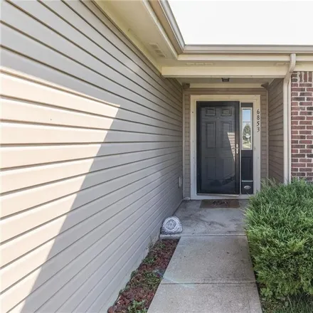 Image 3 - 8800 Brookside Lane, Plainfield, IN 46168, USA - House for sale