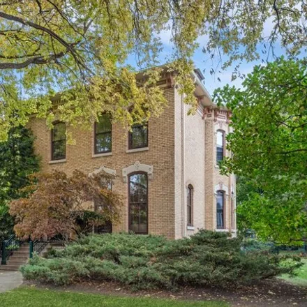 Image 2 - 1021 Lee Street, Evanston, IL 60202, USA - House for sale