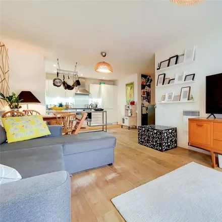 Image 4 - 2 Meath Crescent, London, E2 0QG, United Kingdom - Apartment for rent