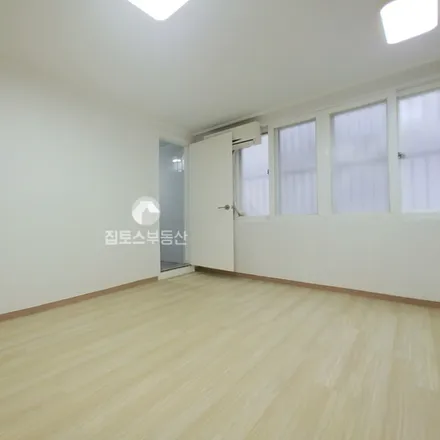 Image 2 - 서울특별시 강남구 신사동 554-9 - Apartment for rent