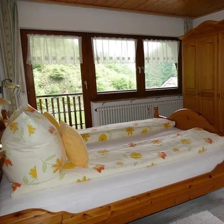 Rent this 2 bed apartment on Sankt Märgen Holzschlag in Scheuerhalterhof, L 128