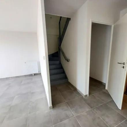 Rent this 3 bed apartment on Rue des Violettes in 31140 Fonbeauzard, France