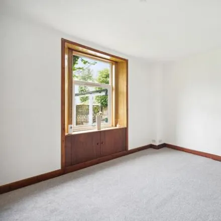 Image 2 - Ronald Place, Stirling, FK8 1LF, United Kingdom - Apartment for sale