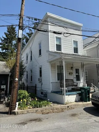 Buy this 3 bed house on 914 Court Street in Sunbury, PA 17801