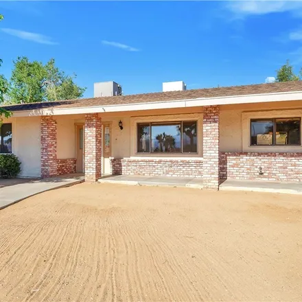 Image 4 - 7701 Palomar Avenue, Yucca Valley, CA 92284, USA - House for sale