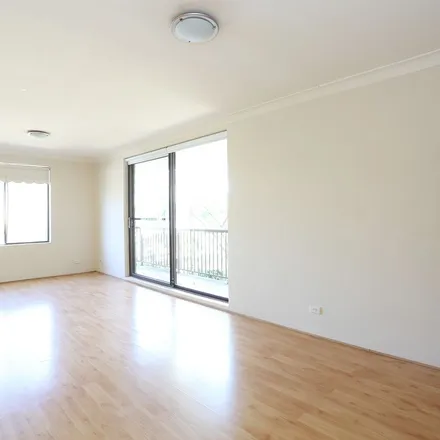 Image 4 - Vimiera Road, Marsfield NSW 2122, Australia - Apartment for rent
