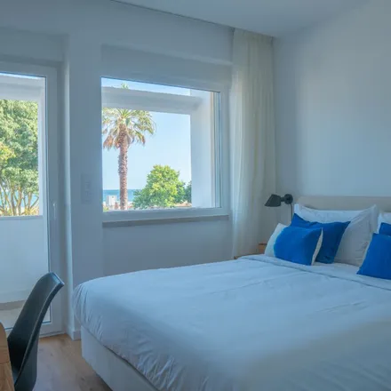 Rent this 3 bed apartment on Praceta de Gaza 108 in 2775-551 Parede, Portugal