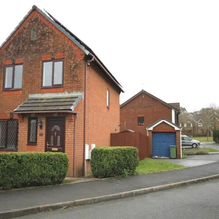 Rent this 3 bed house on Clos Gwastir in Caerphilly, CF83 1TD