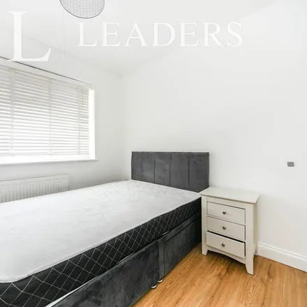 Rent this 1 bed room on Black Swan in 27 Black Swan Lane, Luton