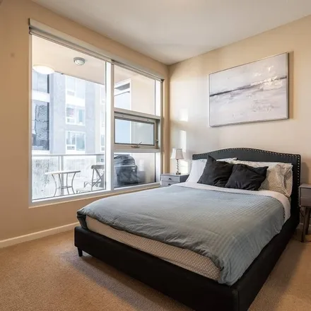 Rent this 1 bed condo on Mission in Calgary, AB T2G 1E1
