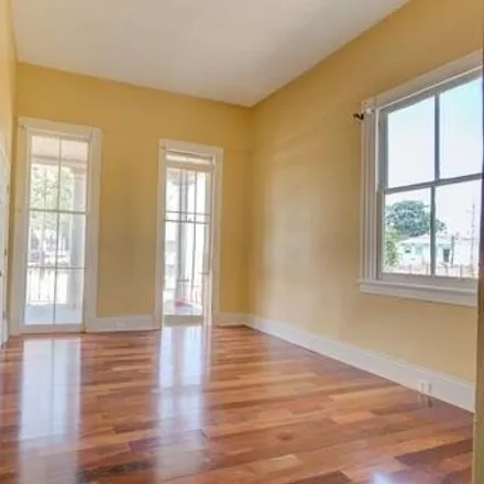 Image 3 - 1331 Columbus Street, New Orleans, LA 70116, USA - House for sale