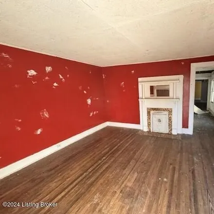 Image 3 - 2125 Wilson Avenue, Louisville, KY 40210, USA - House for sale