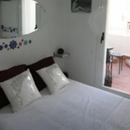 Image 5 - Carrer del Poeta Cabanyes, 4, 08004 Barcelona, Spain - Apartment for rent