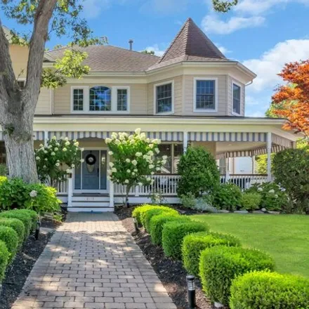 Rent this 6 bed house on 99 Glenwood Place in Spring Lake, Monmouth County