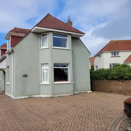 Buy this 3 bed house on Hutchwns Close in Porthcawl, CF36 3LW