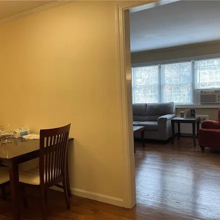 Rent this 2 bed apartment on 191 Foshay Avenue in Graham, Mount Pleasant