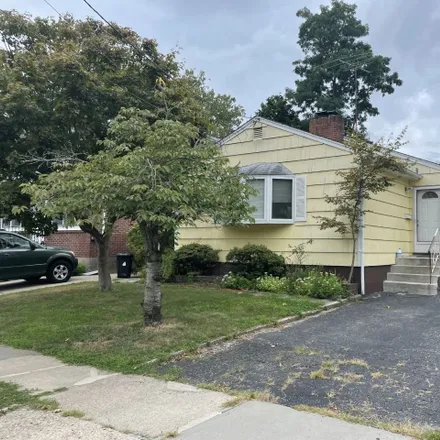 Rent this 3 bed house on 37 Cottonwood Road in Village of Port Washington North, North Hempstead