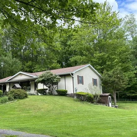 Buy this 3 bed house on 235 Petrilak Road in Greenfield Township, PA 18407