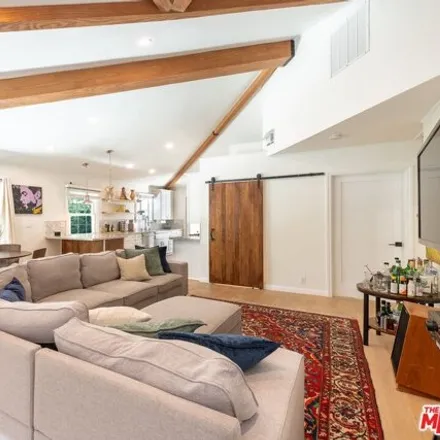 Image 6 - 8794 Sherwood Drive, West Hollywood, CA 90069, USA - House for sale
