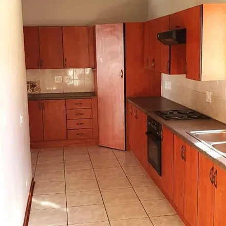 Rent this 3 bed apartment on Aquarius Avenue in Reyno Ridge, eMalahleni