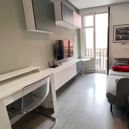 Rent this 2 bed apartment on Embassy of Russia in Calle de Velázquez, 155