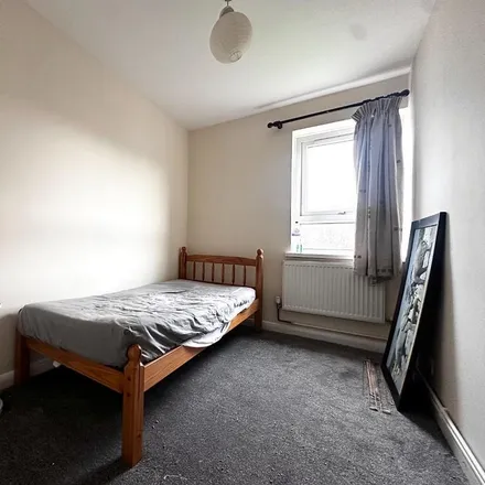 Rent this 1 bed room on Hind Grove Community Hall in Gough Walk, London