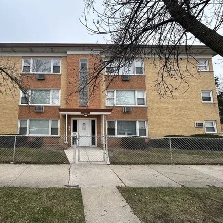 Buy this studio house on 6304 West Bloomingdale Avenue in Chicago, IL 60707