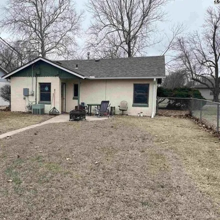 Buy this 2 bed house on 357 East Hulse Street in McPherson, KS 67460