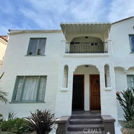 Rent this studio apartment on 418 North Genesee Avenue in Los Angeles, CA 90036