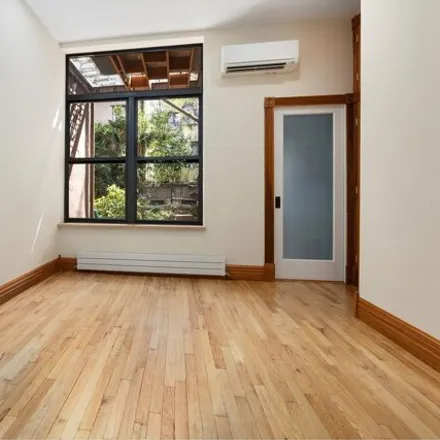 Image 6 - 40 West 106th Street, New York, NY 10025, USA - Townhouse for rent