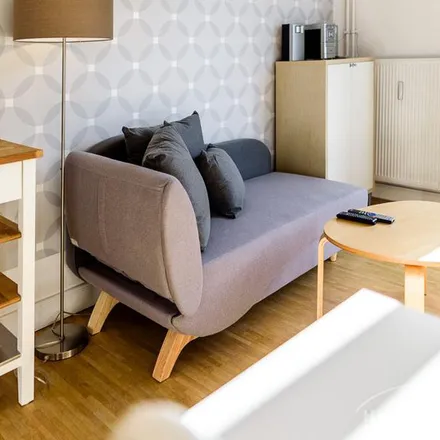 Rent this 1 bed apartment on Reinfeldstraße 1 in 20146 Hamburg, Germany